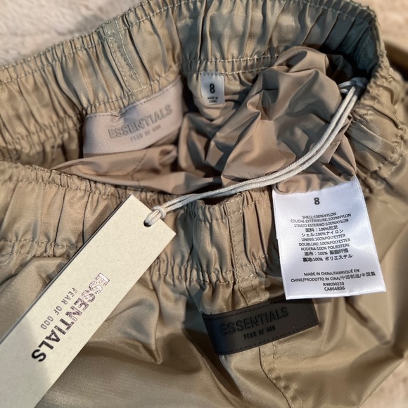 Fear of God Essentials Kids Track Shorts Size M - Picture 9 of 14